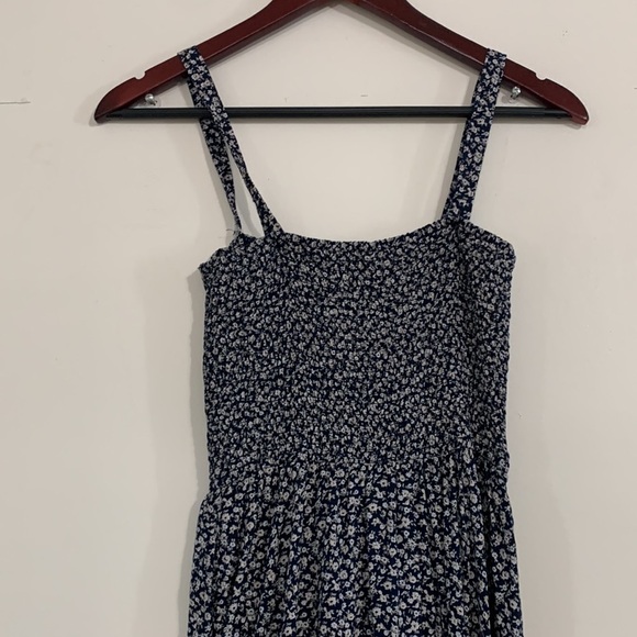 Hollister XS Floral Print Open Ruffled Leg Dress - Picture 9 of 14